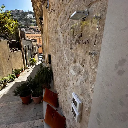 Room2cento46 *
