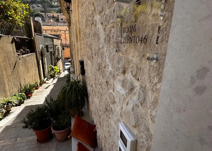 Room2cento46 *